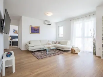 Tlocrt objekta Villa in Bol with swimming pool