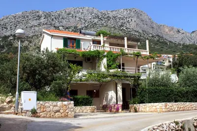 Pogled na planine ili pogled na planine iz apartmana