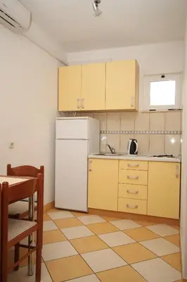 Kuhinja ili čajna kuhinja u objektu Apartments and rooms with parking space Ivan Dolac - Hvar - 8734