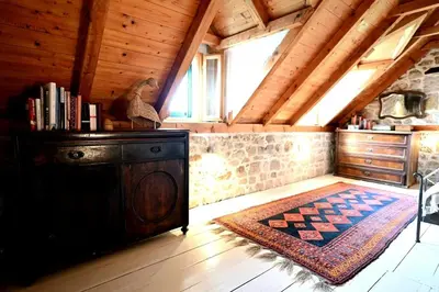 Kuhinja ili čajna kuhinja u objektu Almondhouse, stonehouse, seaview, big terace,Omis