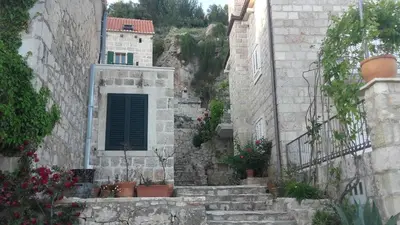Tlocrt objekta Almondhouse, stonehouse, seaview, big terace,Omis