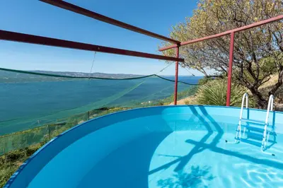 Bazen u objektu House Panorama ili u blizini