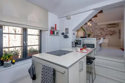 Kuhinja ili čajna kuhinja u objektu Luxury Apartment Bifora