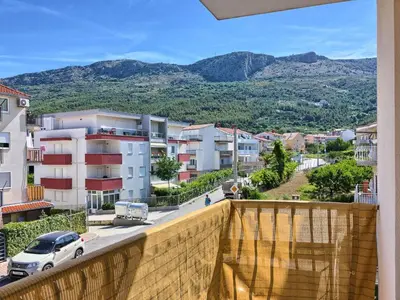 Pogled na planine ili pogled na planine iz apartmana