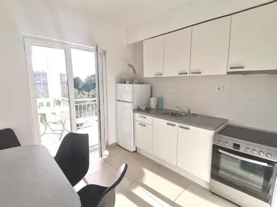 Kuhinja ili čajna kuhinja u objektu Apartment Weiße Idylle auf dem blauen Meer by Interhome