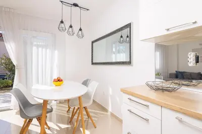 Kuhinja ili čajna kuhinja u objektu Apartments Olea
