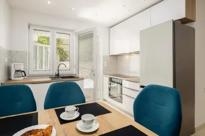 Kuhinja ili čajna kuhinja u objektu Paladin Ground floor Apartment