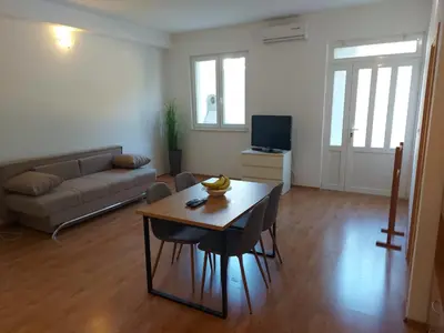 TV i/ili zabavni centar u objektu Iva&Tonka