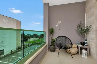 Balkon ili terasa u objektu Pet friendly apartment Silver with free parking