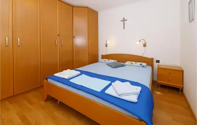 Krevet ili kreveti u jedinici u objektu Stunning Apartment In Brela With Wifi