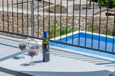 Pića u objektu Authentic Dalmatian stone villa