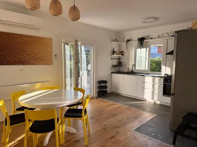 Kuhinja ili čajna kuhinja u objektu House Pavicic