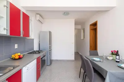 Kuhinja ili čajna kuhinja u objektu Magda Apartment