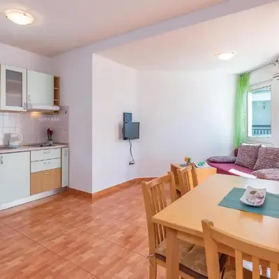 Holiday Apartment Krvavica 08