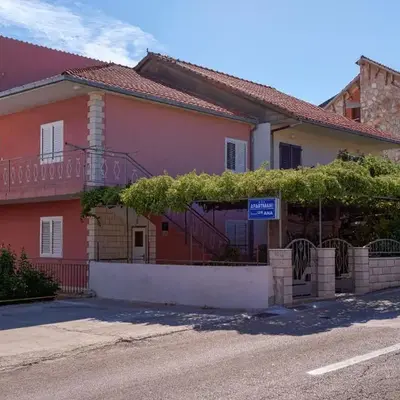 Apartments Ana Buratovic