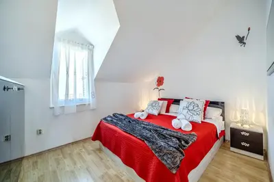 Krevet ili kreveti u jedinici u objektu Apartment Milna - with Swimming Pool & Amazing Seaviews, above Bijaka Beach