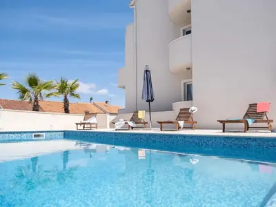 Bazen u objektu Apartment Villa 2 Pools-5 by Interhome ili u blizini