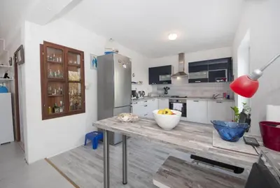 Kuhinja ili čajna kuhinja u objektu Apartment Villa DD