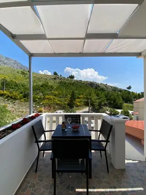 Pogled na planine ili pogled na planine iz apartmana