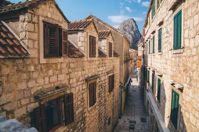 Pogled na planine ili pogled na planine iz apartmana