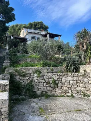 Zgrada u kojoj se nalazi apartman