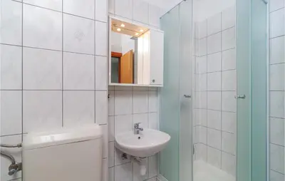 Kupaonica u objektu Apartment Stanici With Sea View 11