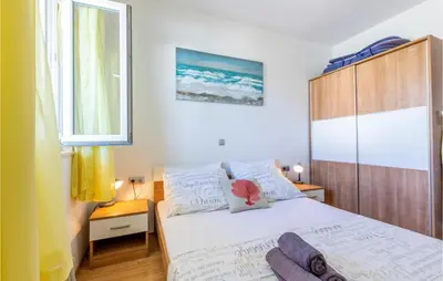 Krevet ili kreveti u jedinici u objektu 5 Bedroom Awesome Home In Stanici