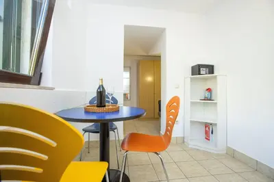 TV i/ili zabavni centar u objektu Apartments Mosor
