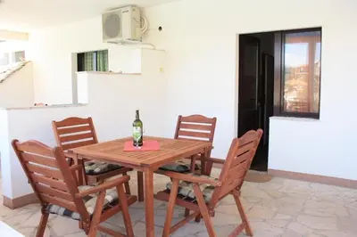 Kuhinja ili čajna kuhinja u objektu Apartments by the sea Cove Zarace - Gdinj, Hvar - 4596
