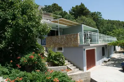 Zgrada u kojoj se nalazi apartman