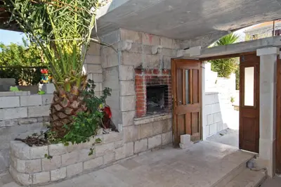 Zgrada u kojoj se nalazi apartman