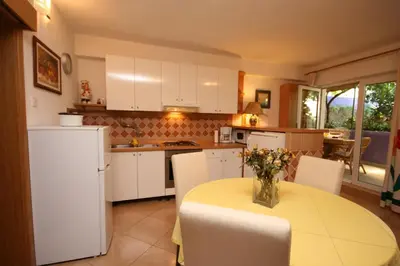 Kuhinja ili čajna kuhinja u objektu Apartments with parking space Makarska - 6636