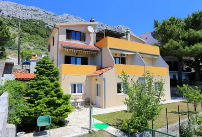 Pogled na planine ili pogled na planine iz apartmana