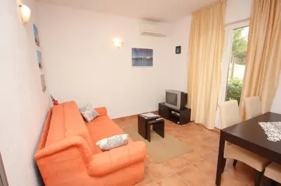 Tlocrt objekta Apartments by the sea Zavala, Hvar - 8637