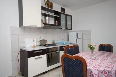 Tlocrt objekta Apartments by the sea Necujam, Solta - 8647