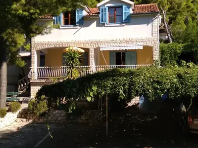 Zgrada u kojoj se nalazi apartman