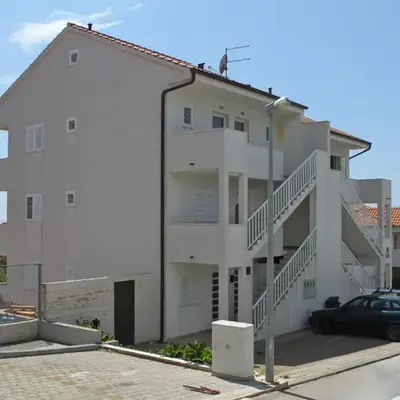 Apartments with a parking space Hvar - 8791