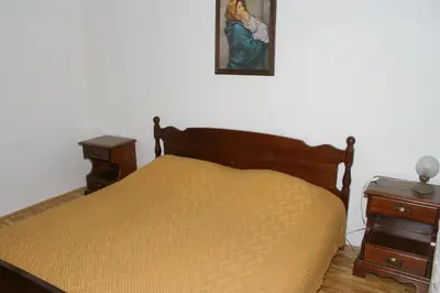 Krevet ili kreveti u jedinici u objektu Apartments and rooms by the sea Duce, Omis - 2746