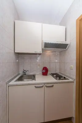 Kuhinja ili čajna kuhinja u objektu Studio Brela 2752c