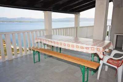 Tlocrt objekta Isolated apartments with a parking space Cove Vela Farska, Brac - 2897