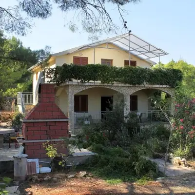 Apartments with parking space Mudri Dolac