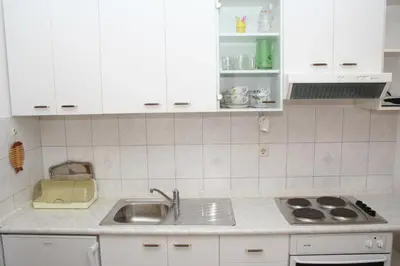 Kuhinja ili čajna kuhinja u objektu Apartment Bol 2884a
