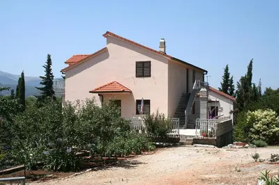Zgrada u kojoj se nalazi apartman