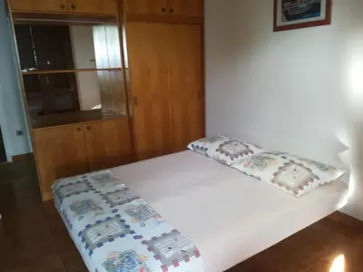 Krevet ili kreveti u jedinici u objektu Apartments by the sea Nemira, Omis - 4834