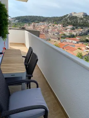 Pogled na planine ili pogled na planine iz apartmana