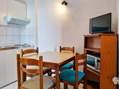Kuhinja ili čajna kuhinja u objektu Apartments Maria