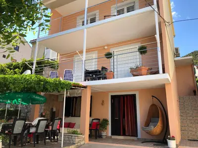 Zgrada u kojoj se nalazi apartman
