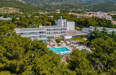 Pogled na planine ili pogled na planine iz hotela