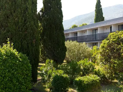 Pogled na planine ili pogled na planine iz hotela