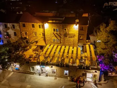 Zgrada u kojoj se nalazi hotel